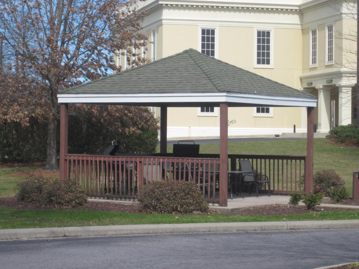 Intown Suites Extended Stay Greenville Nc 外观 照片